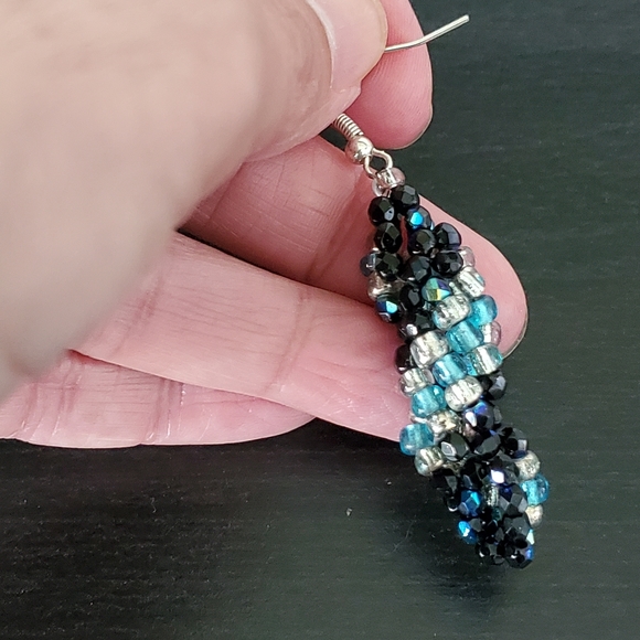 Glass Beads Dangle Earrings - Picture 2 of 4